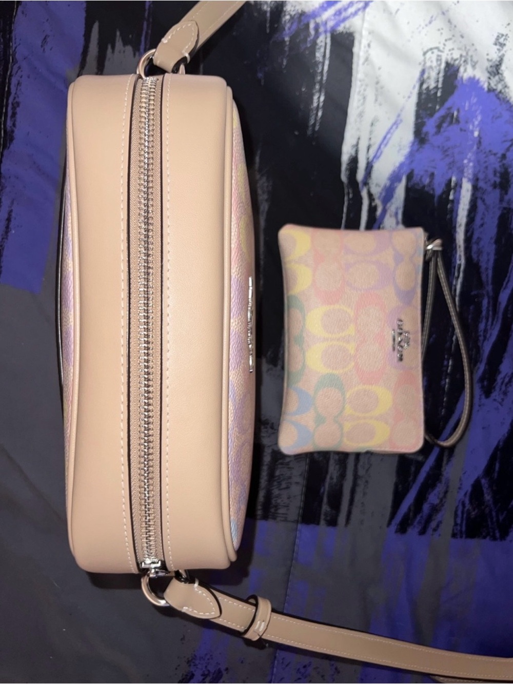 COACH Pastel Signature Crossbody Bag with Wristlet - Picture 5 of 8